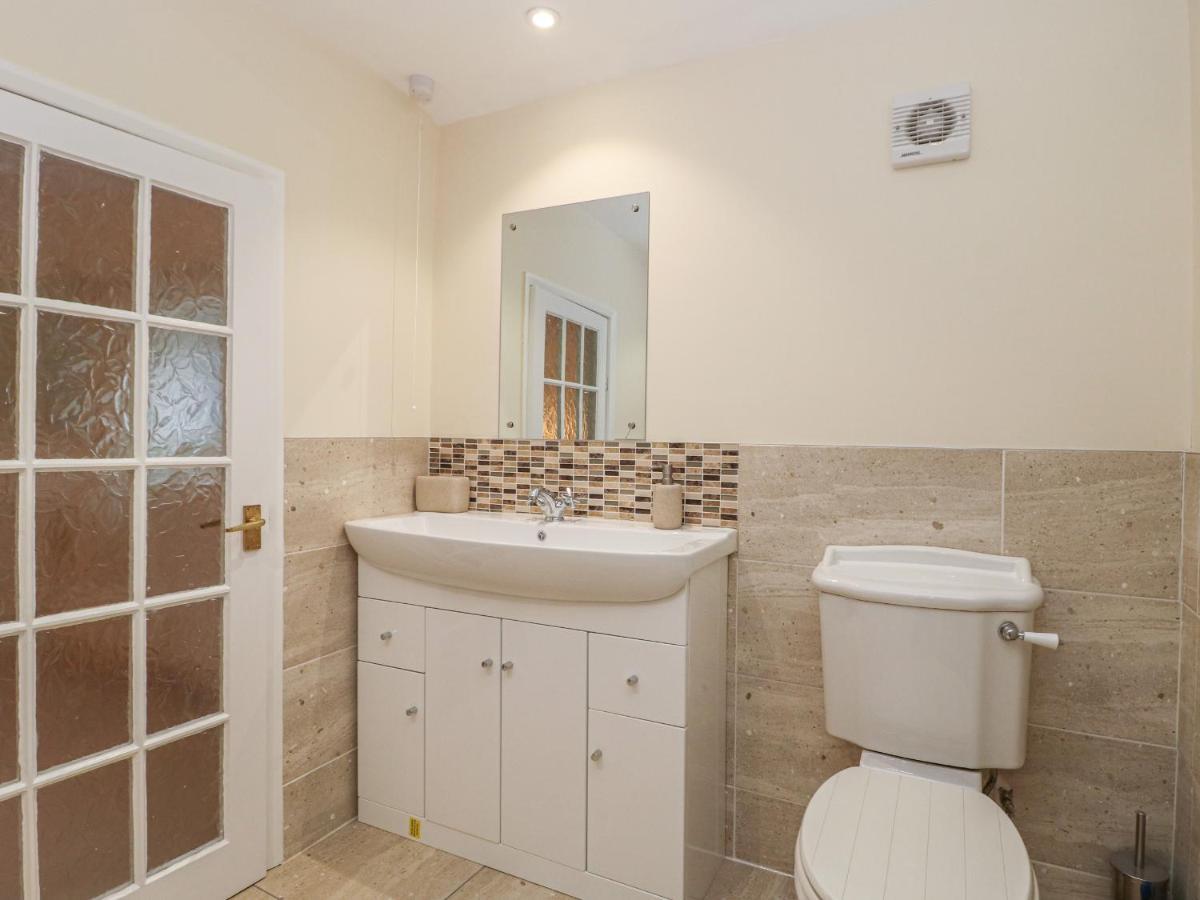 Park Road Apartment Χαρογκέιτ Εξωτερικό φωτογραφία