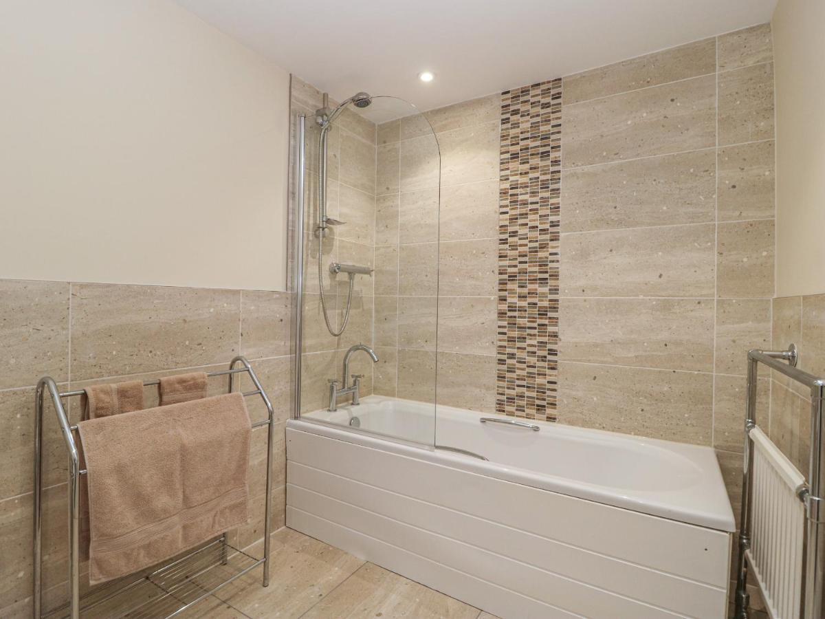 Park Road Apartment Χαρογκέιτ Εξωτερικό φωτογραφία